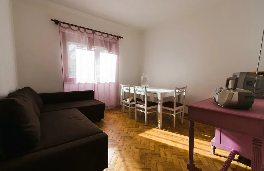 Lisboa Manaia Home-1